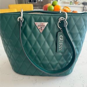 Green Guess Medium Quilted shoulder bag